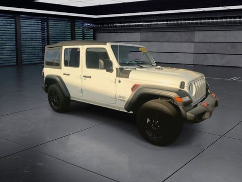 Used 2021 Jeep Wrangler Unlimited Sport image 4