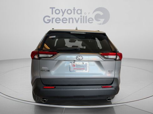 Used 2025 Toyota RAV4 XLE Premium w/ Weather Package AWD/4WD image 5