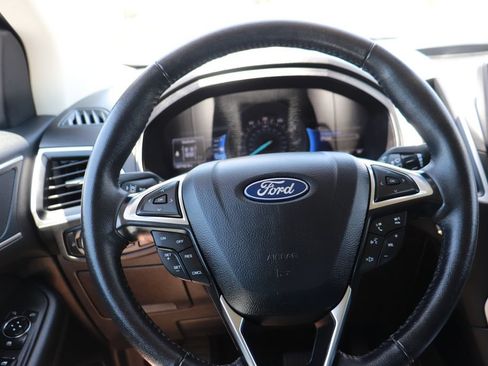 Used 2024 Ford Edge SEL AWD/4WD image 18