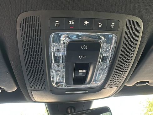 Used 2020 Mercedes-Benz A 220 4MATIC w/ Premium Package image 39