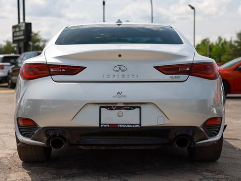 Used 2017 INFINITI Q60 2.0t w/ Premium Plus Package 2.0T RWD image 10