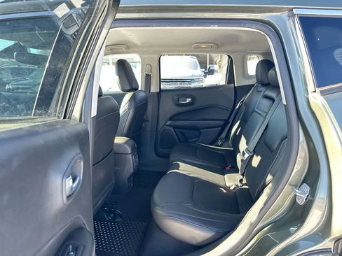 Used 2018 Jeep Compass Latitude w/ Cold Weather Group image 24