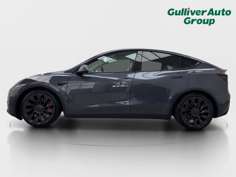 Used 2022 Tesla Model Y Performance AWD/4WD image 3