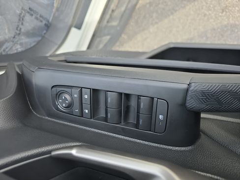 Used 2025 Toyota Tacoma TRD Sport image 30