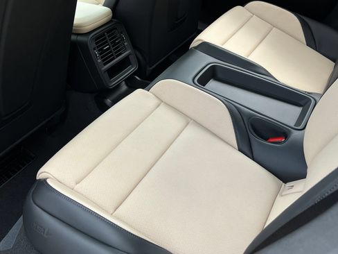 New 2026 Porsche Taycan AWD/4WD image 21