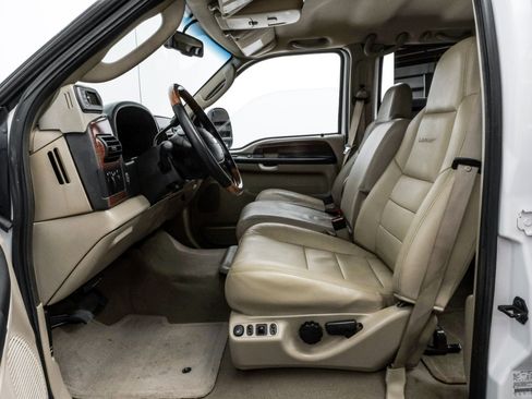 Used 2006 Ford F250 Lariat image 4