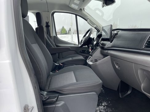Used 2022 Ford Transit 350 XLT image 24
