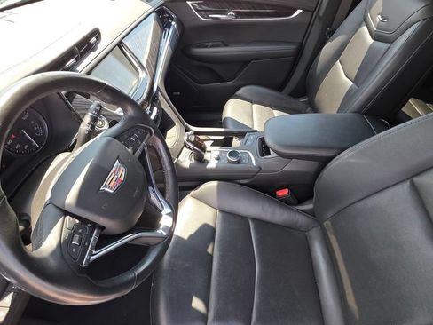 Used 2021 Cadillac XT6 Premium Luxury AWD/4WD image 12