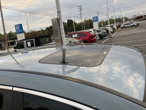 Used 2021 Honda CR-V EX image 4