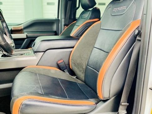 Used 2017 Ford F150 Raptor w/ Equipment Group 802A Luxury image 11