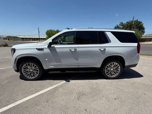 New 2026 GMC Yukon Denali w/ LPO, Floor Liner Package AWD/4WD image 29