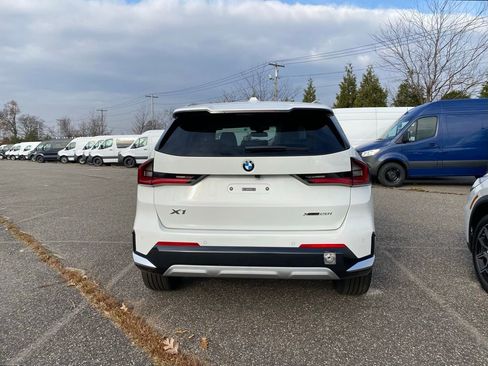 New 2026 BMW X1 xDrive28i w/ Convenience Package image 3