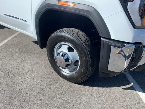 New 2026 GMC Sierra 3500 SLE RWD image 5