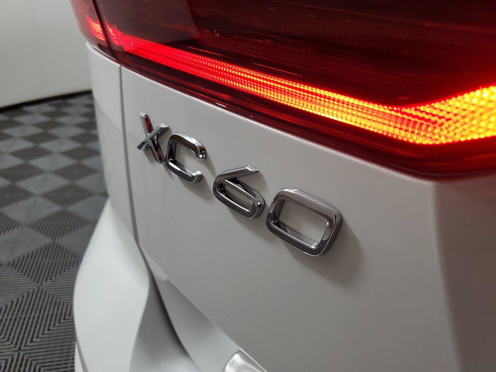 New 2027 Volvo XC60 B5 Core AWD/4WD image 8