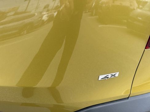 Certified 2024 Kia Seltos SX w/ SX Sunroof Package AWD/4WD image 9