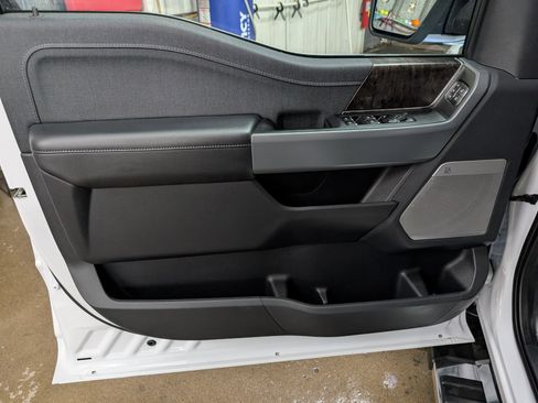 Used 2023 Ford F150 Lariat w/ Equipment Group 502A High image 12