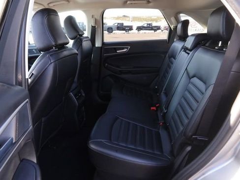 Certified 2024 Ford Edge SEL image 9