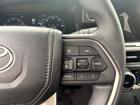 Used 2026 Toyota 4Runner Platinum AWD/4WD image 15