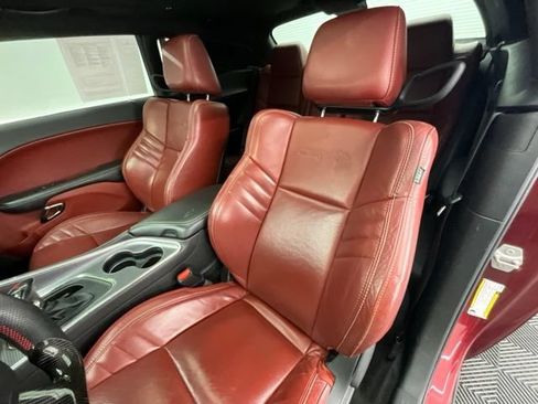 Used 2018 Dodge Challenger SRT Hellcat RWD image 5
