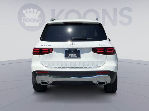 New 2026 Mercedes-Benz GLB 250 4MATIC image 10