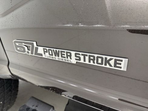 Used 2025 Ford F350 Lariat w/ Chrome Package image 12