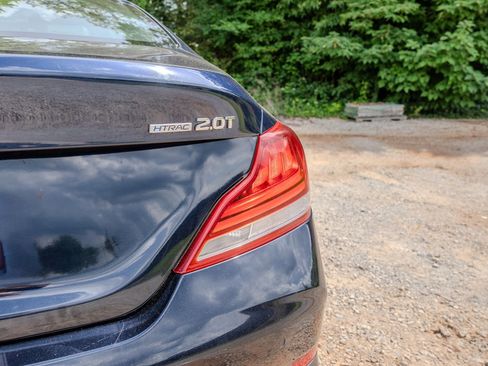 Used 2019 Genesis G70 2.0T Advanced w/ Dynamic Package AWD/4WD image 11