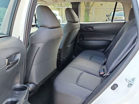 Certified 2025 Toyota Corolla Cross LE FWD image 16