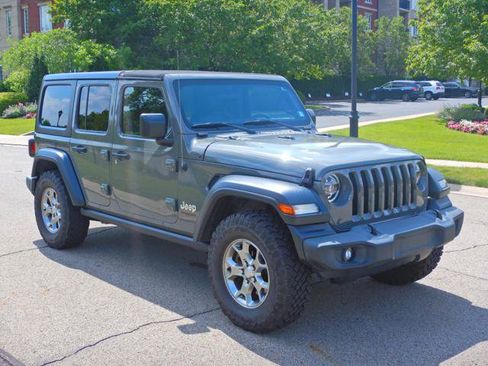 Used 2020 Jeep Wrangler Unlimited Sport AWD/4WD image 3