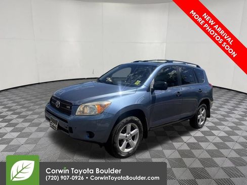 Used 2008 Toyota RAV4 4WD V6 image 3