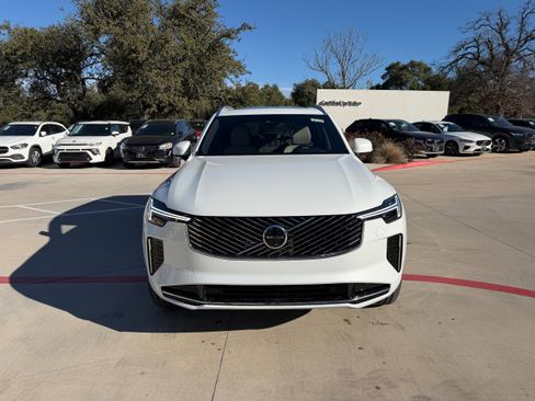 New 2026 Volvo XC90 B6 Plus w/ Protection Package Premier AWD/4WD image 6