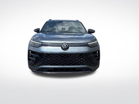 New 2026 Volkswagen Tiguan SE R-Line AWD/4WD image 8