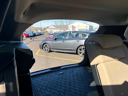 Used 2017 Jaguar F-PACE Prestige image 30