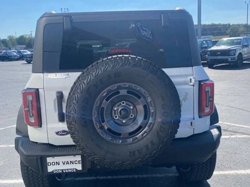 New 2025 Ford Bronco Badlands w/ Sasquatch Package image 8