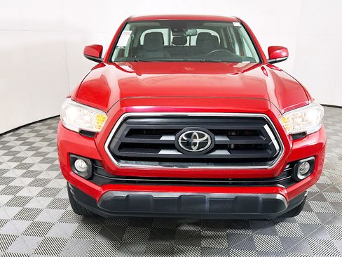 Used 2021 Toyota Tacoma SR5 RWD image 8