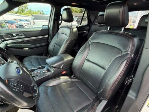 Used 2018 Ford Explorer Sport AWD/4WD image 10