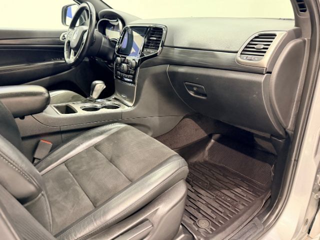 Used 2019 Jeep Grand Cherokee Altitude AWD/4WD image 43