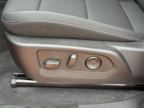 New 2026 Chevrolet Colorado LT RWD image 12