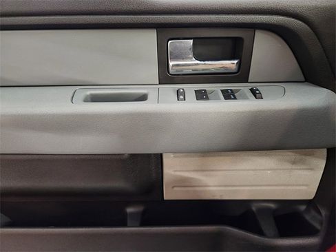 Used 2012 Ford F150 XLT image 21