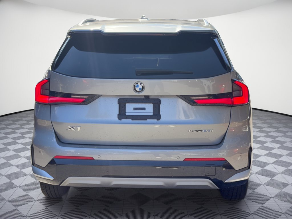 Used 2025 BMW X1 xDrive28i w/ Premium Package AWD/4WD image 11