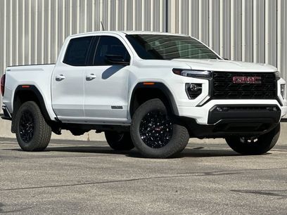 New 2026 GMC Canyon Elevation w/ Convenience Package