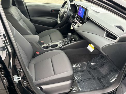 Used 2026 Toyota Corolla LE FWD image 19
