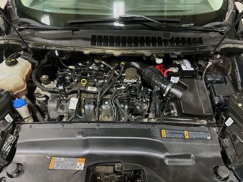 Used 2019 Ford Edge Titanium w/ Equipment Group 301A image 39