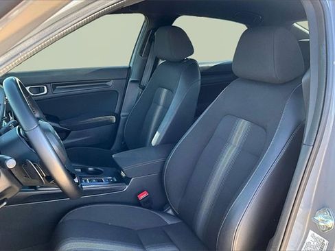 Used 2025 Honda Civic Sport image 27
