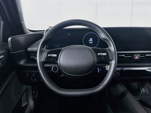 Used 2024 Hyundai Ioniq 6 SE RWD image 18