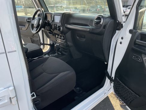 Used 2017 Jeep Wrangler Unlimited Sport w/ Quick Order Package 24S image 20