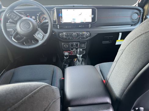 New 2026 Jeep Gladiator Rubicon AWD/4WD image 10