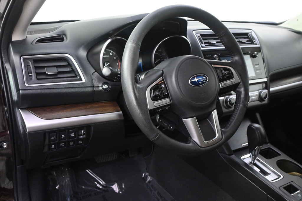 Used 2017 Subaru Outback 3.6R Touring w/ Popular Package #5A AWD/4WD image 12