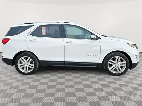 Used 2019 Chevrolet Equinox Premier image 4