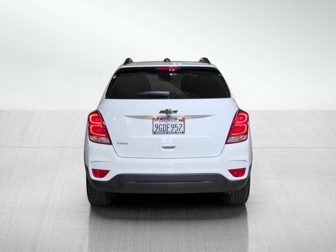 Used 2022 Chevrolet Trax LT w/ Sport Edition FWD image 6