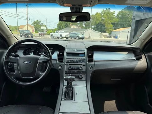 Used 2011 Ford Taurus SEL w/ 201A Rapid Spec Order Code FWD image 9